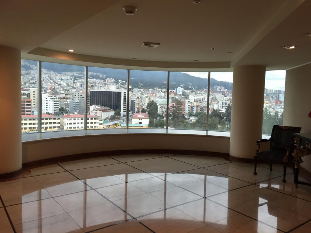 Aparta Hotel Torres De Suites Quito Cameră foto